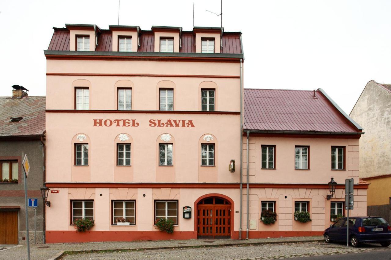 Hotel Slavie Klášterec nad Ohří Zewnętrze zdjęcie